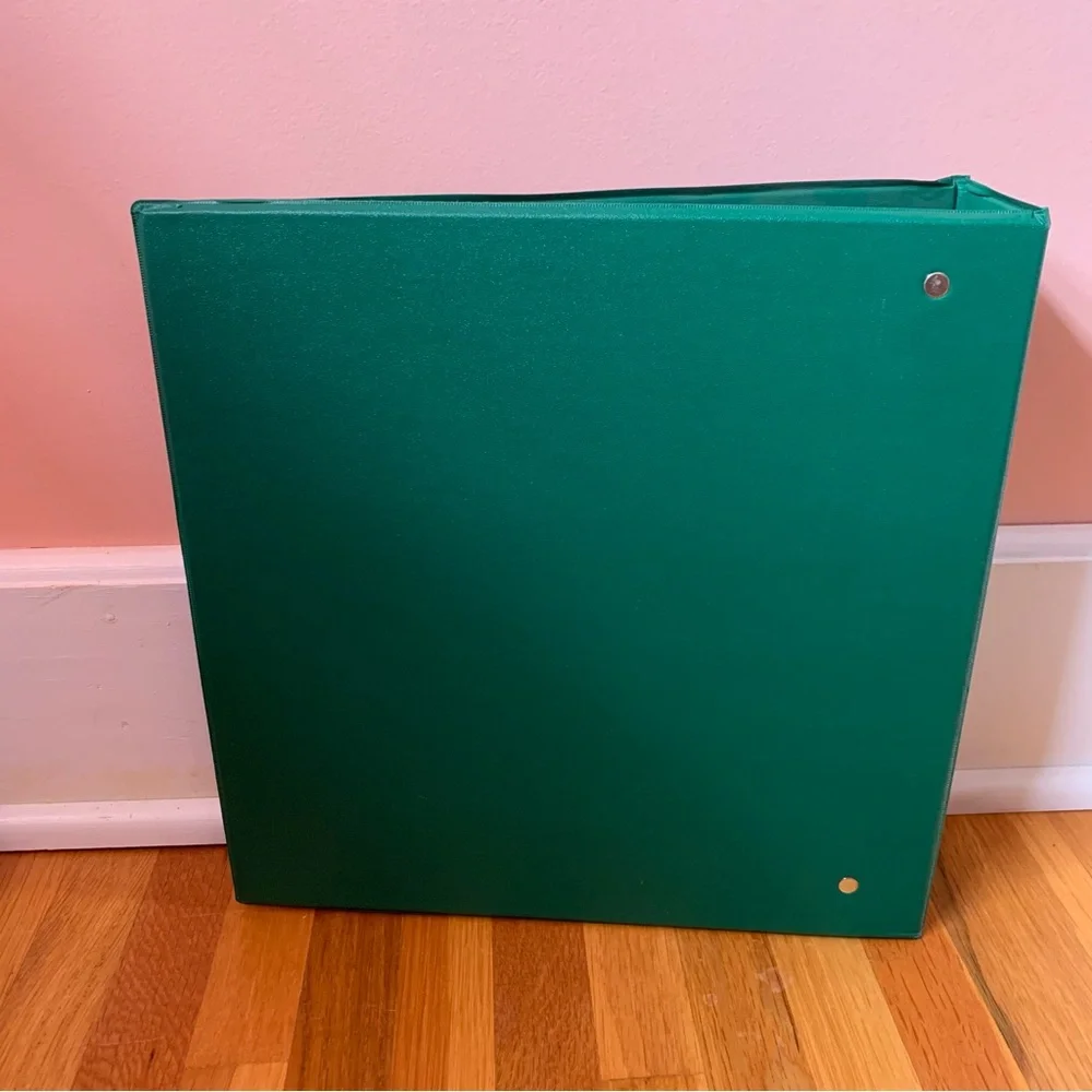 NWOT 3 inch 3 Ring Binder 3 in 3